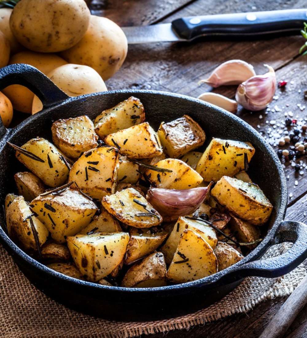 Ofenkartoffeln oder Bratkartoffeln aus der Gusseisenpfanne | BBQ-Toro ...
